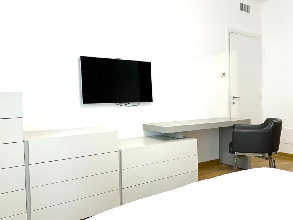 Mpm - Belinzaghi 5 6 Pax Appartement Milaan Buitenkant foto