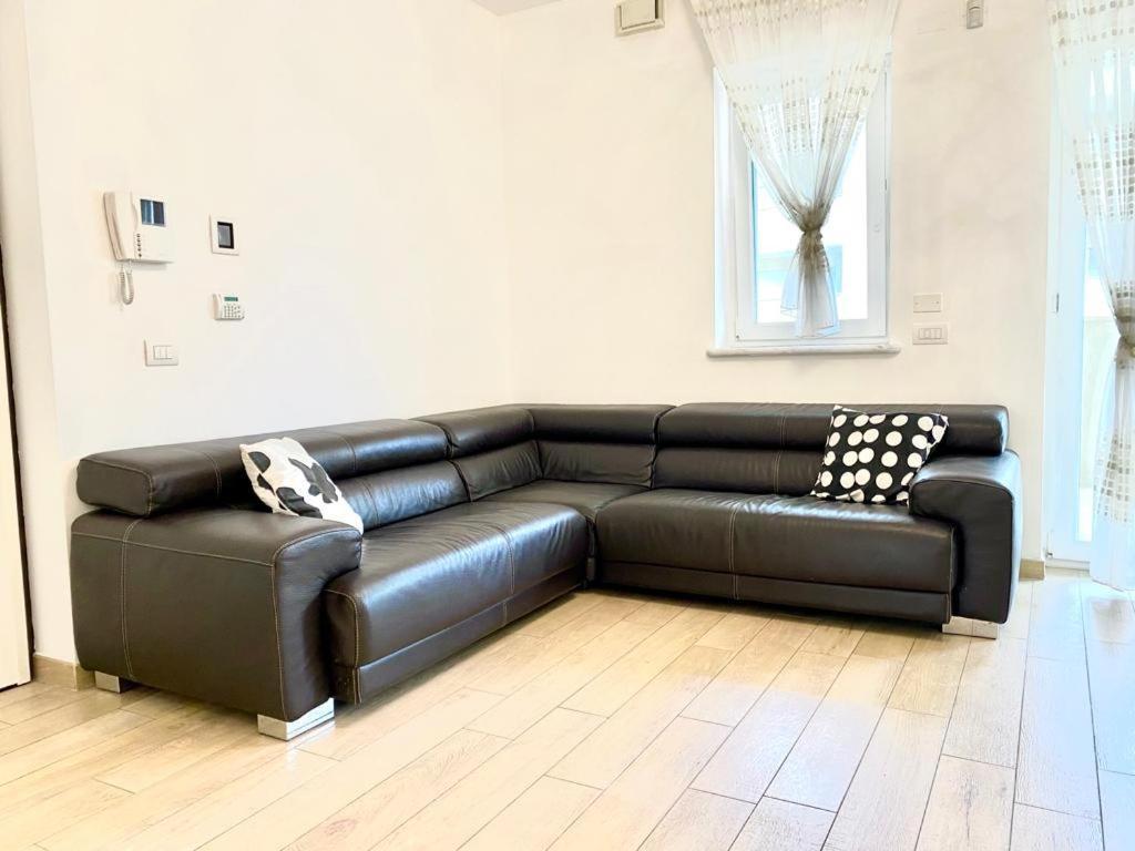 Mpm - Belinzaghi 5 6 Pax Appartement Milaan Buitenkant foto